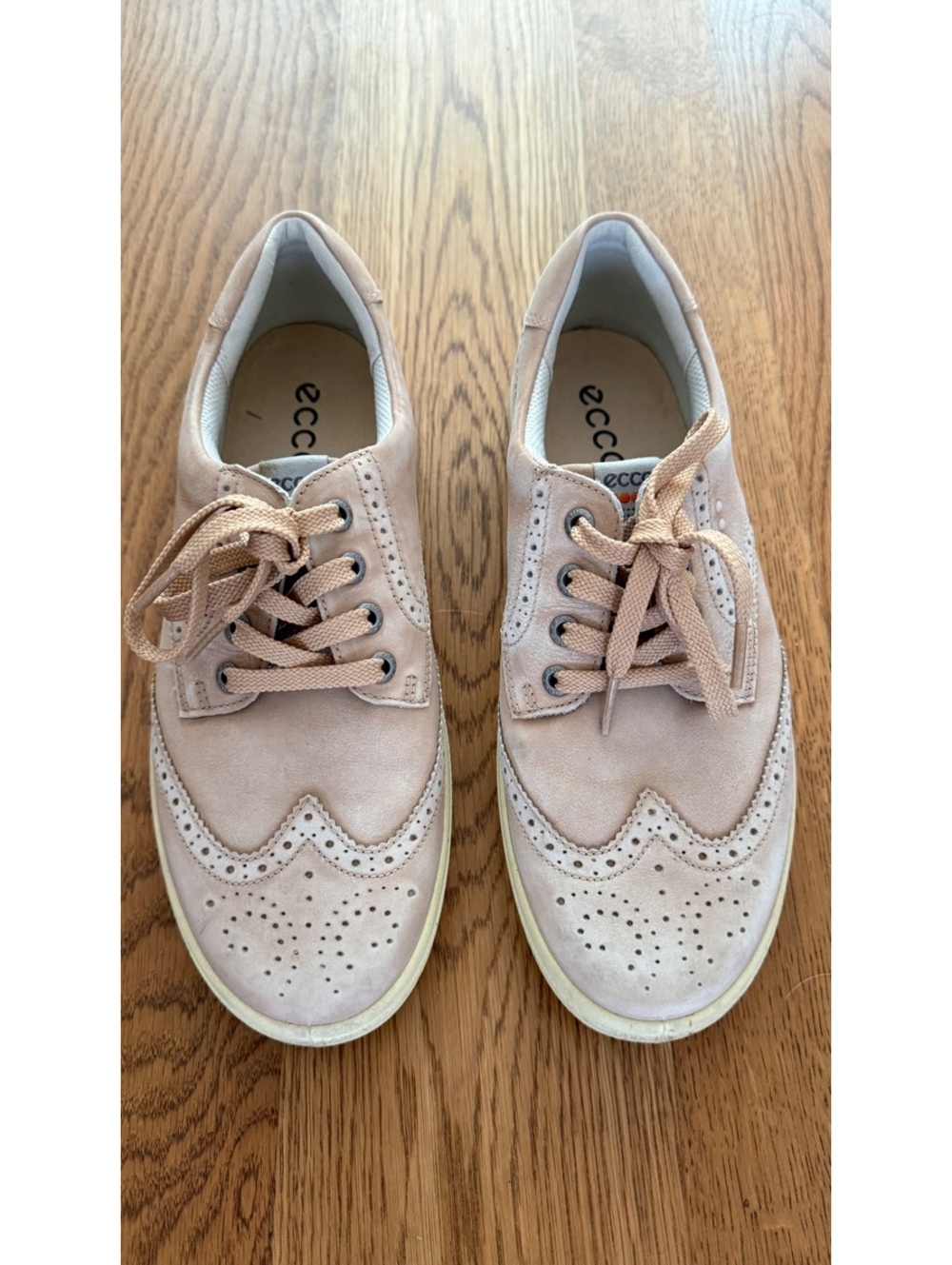 ECCO Women's Extra Width Blush/ Dusty Pink Suede Golf Shoes Size 40